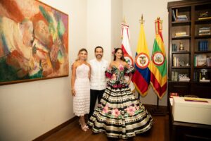 La Reina del Carnaval se reunió con el presidente de Colombia buscando promover acciones para los hacedores de la fiesta