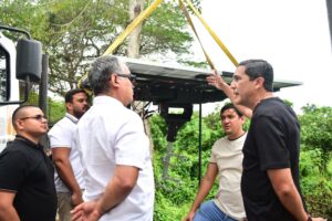 Gobernación del Atlántico avanza en la iluminación de la vía rural que conecta al Puerto del Río con Sabanagrande