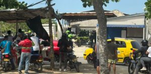 Lanzaron granada contra un lavadero de carros en Caribe Verde: la Policía capturó a dos sospechosos
