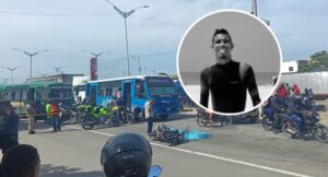 Identifican a motociclista muerto tras accidente en la Circunvalar: en uno de los buses involucrados iba su padre como pasajero