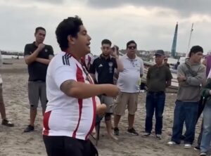 “¡Con decreto o sin decreto, yo me fumo mi bareto!”: grupo de jóvenes protestó en playas de Puerto Colombia