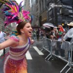 Isabella Daes llevó la alegría del Carnaval de Barranquilla al Desfile de la Hispanidad en Nueva York