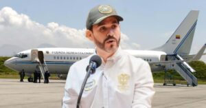 De la Espriella ordena investigación en la Fuerza Aérea tras denuncias sobre presunto uso irregular de aviones oficiales