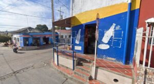 La extorsión sigue corroyendo a Barranquilla: dos tiendas cerraron en el barrio Lucero, tras asedio “asfixiante” de criminales