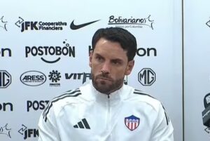 DT Sebastián Viera fue muy crítico tras derrota ante Bucaramanga, pero no pierde la fe en la clasificación