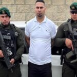 De la Espriella anunció captura de presunto implicado en instalación de cilindro y bandera del ELN en Barranquilla