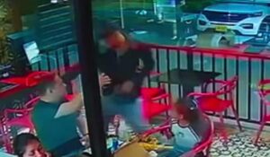 “Ya ni salir a comer se puede”: atracan a un hombre en restaurante de Ciudad Mallorquín, Puerto Colombia