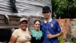La reina del Carnaval de Barranquilla 2027 llegó con ayudas para el hincha del Junior discriminado por usar chancletas