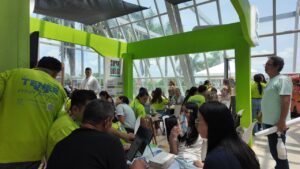 Empezó la Feria Inmobiliaria VIS 2026 en el Cubo de Cristal de la Plaza de La Paz, en Barranquilla