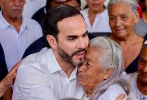 Con un “pero” de por medio, De la Espriella anuncia reactivación de pagos de Colombia Mayor: ¿qué pasó?