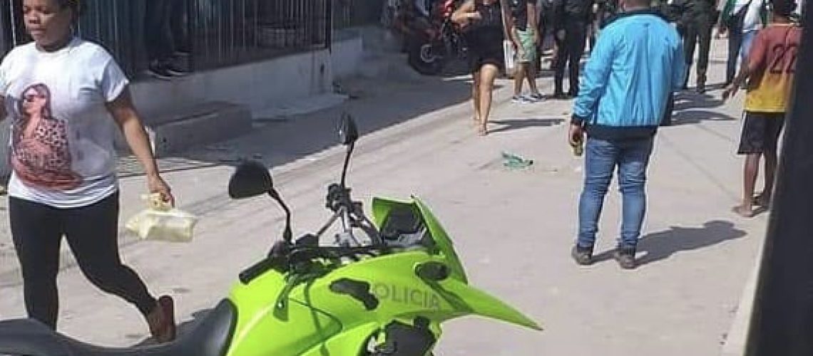 07FB4F38-5BEF-425A-875B-61B04EFE6226