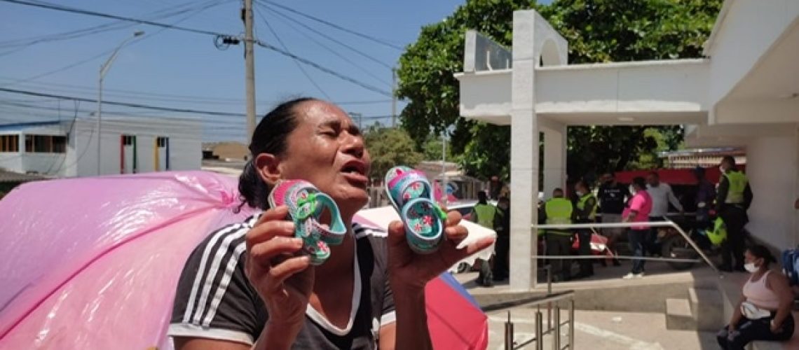 3CA1F7D6-4080-42C5-B669-24BA463D8C78