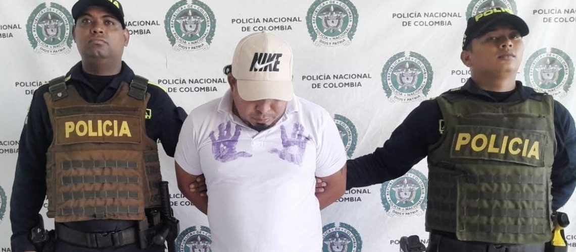 40ce2072-6a81-4158-9a95-03ee263c21bc