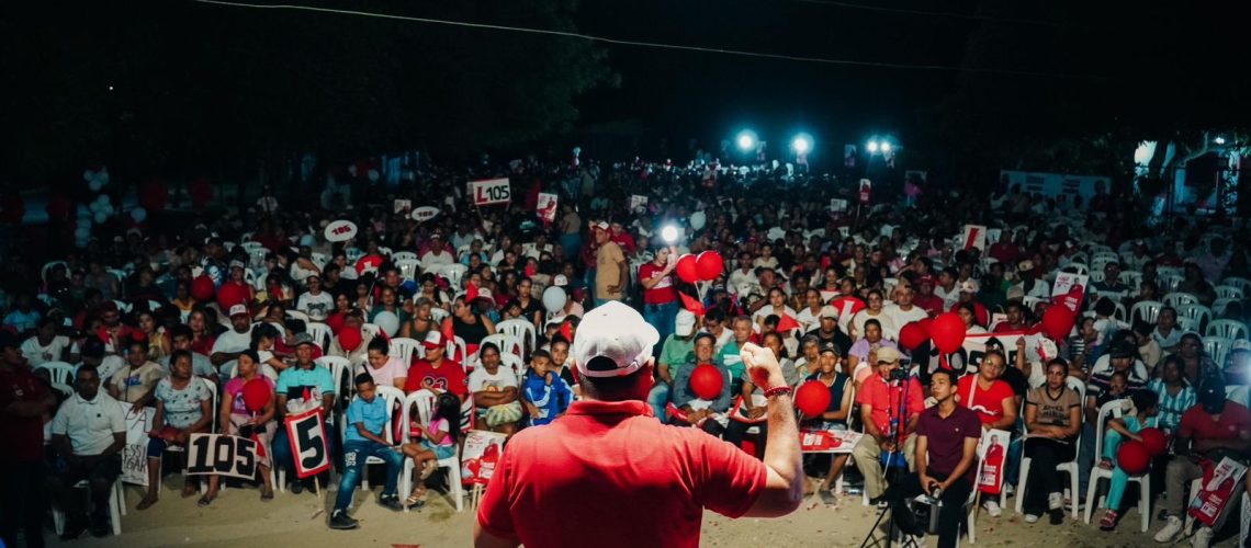 4b162fd1-e681-4526-8964-a610271419ef