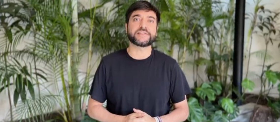 5AE2B1AD-1A71-4D5C-82CB-56D1F2CC38CD