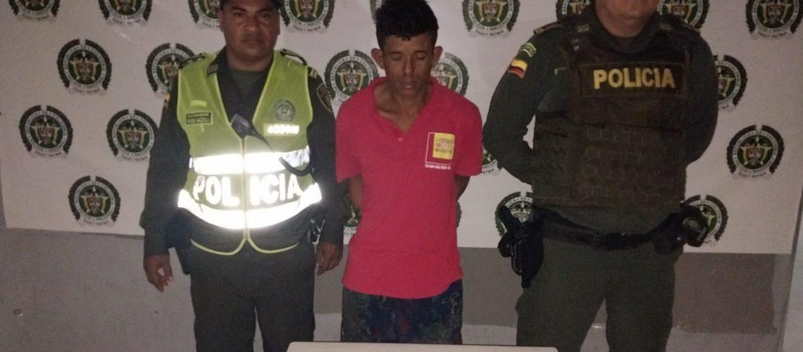 64A07C18-BBB9-4C1E-AFDF-D73C0635A633