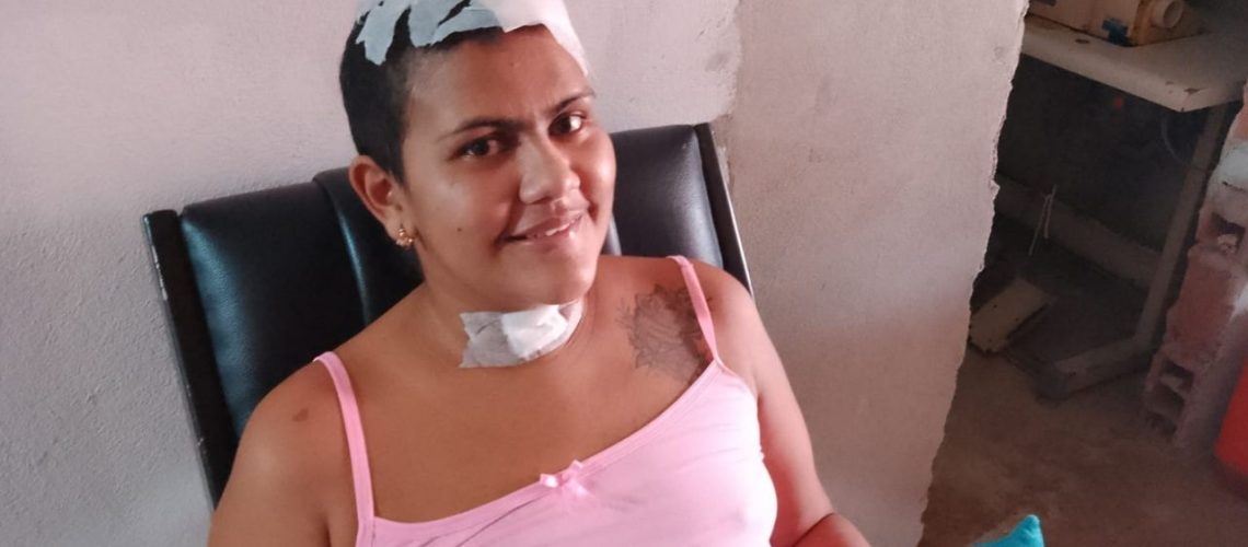 6E3DE1C7-51CA-4083-AB90-9F5671871E7D