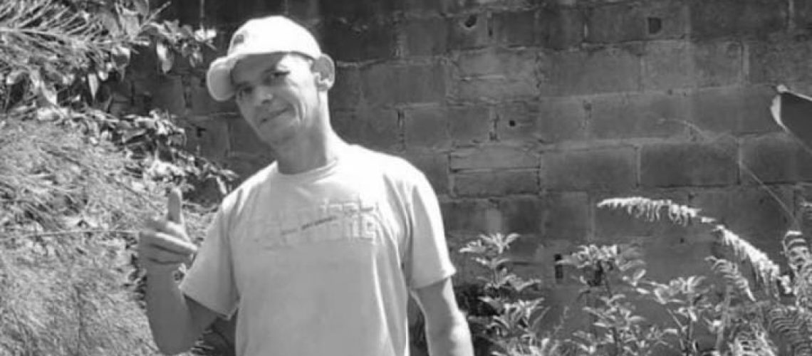 855e32df-6798-4ae0-88b9-ae2001ffad95