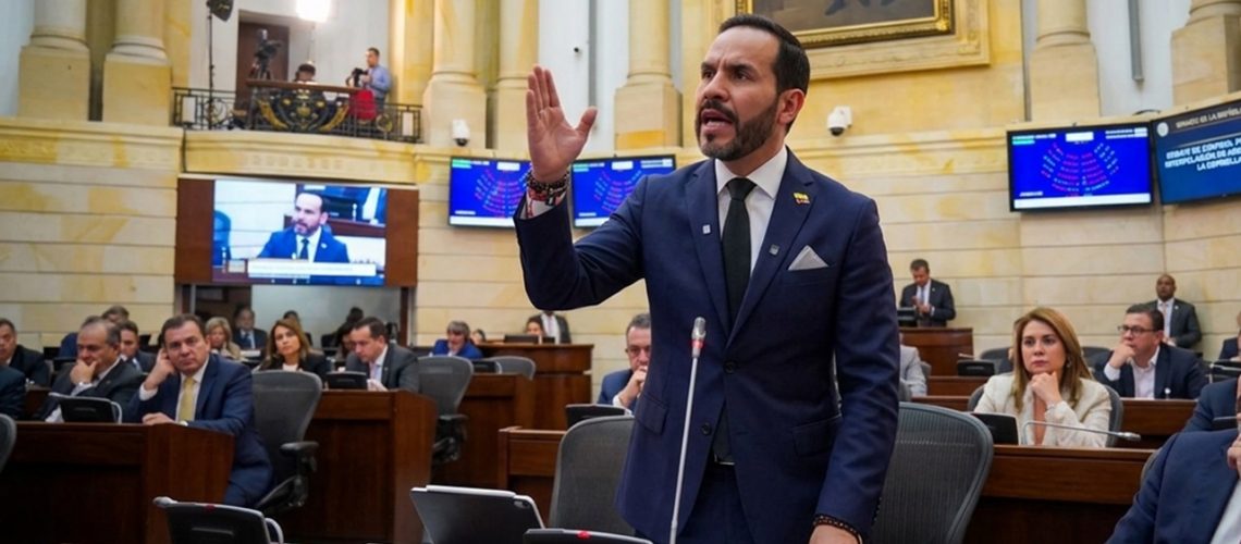 Abelardo de la Espriella en el Congreso
