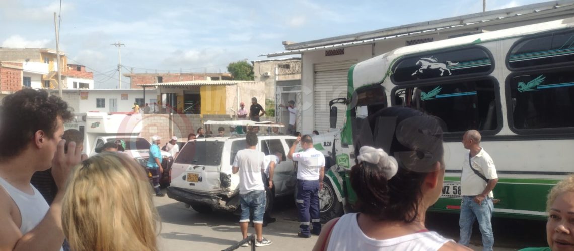 Accidente bus sin frenos Barranquilla