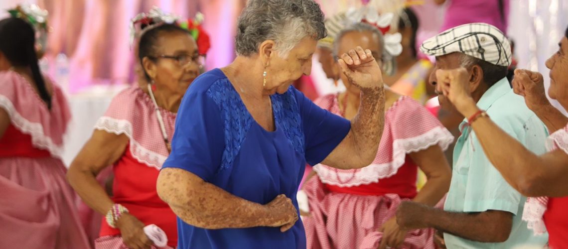 Adultos mayores del Atlántico talentos en el primer zonal departamental