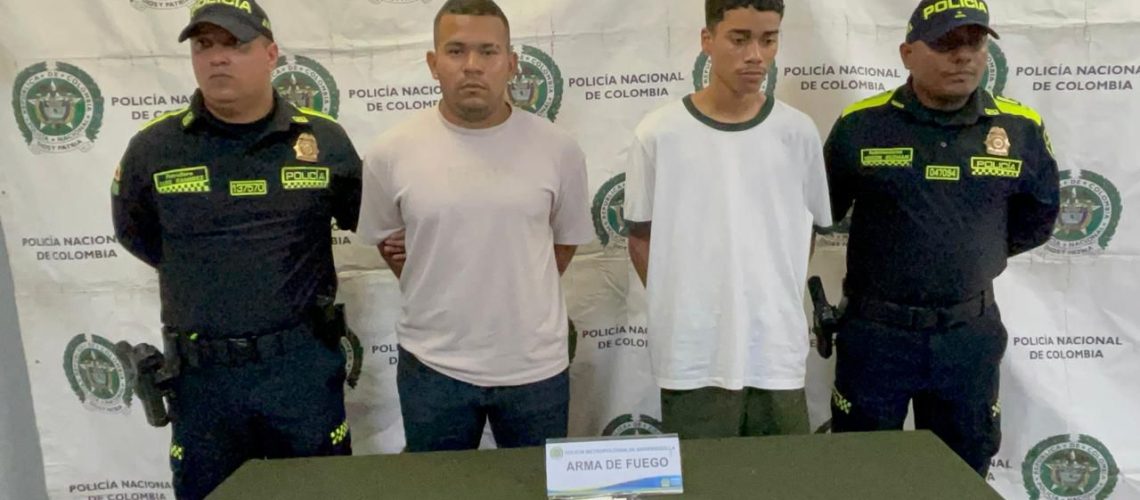 Alias Pello y Eber, capturados por robar prendas de oro en Barranquilla