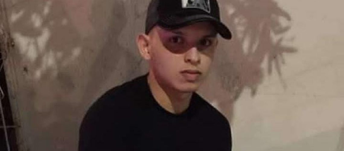 Asesinan a joven en el barrio El Pueblito