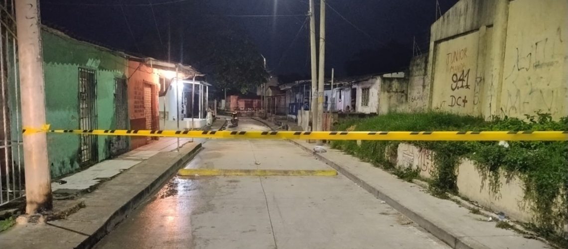 Ataque a bala en Las Malvinas (1)