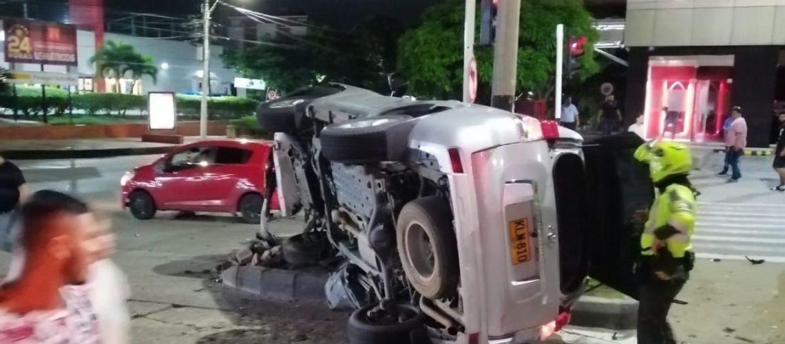 B6847B94-166C-4D55-8775-C80589B52412