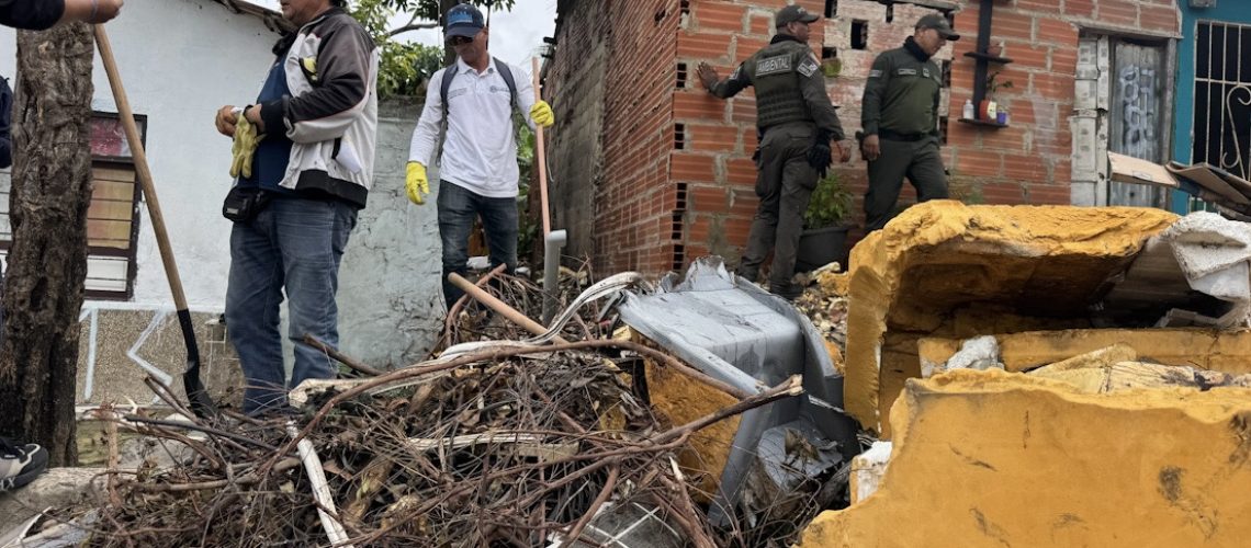 BEAB3D1D-4304-472E-B4B7-9B473705B633