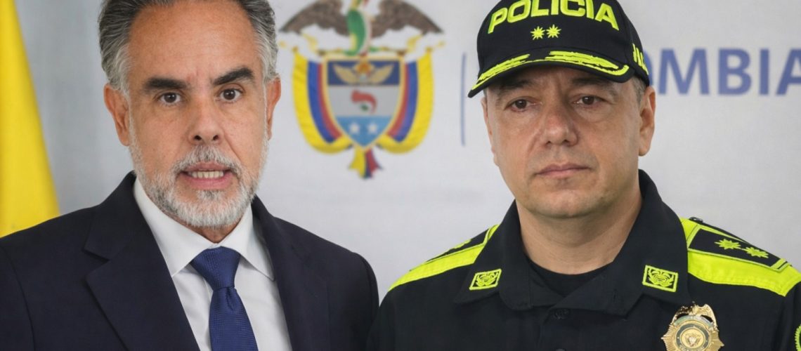 Benedetti y el general Edwin Urrego