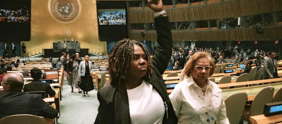 CBCA1DD8-C286-42DD-8CFA-2FAFCBD84D83