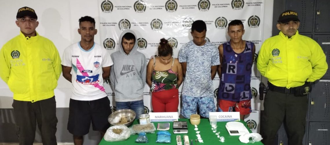 CDB78AEF-DF21-4B4F-9C19-6DB196DDF0A3