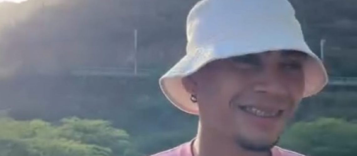 Cabalo márquez, Junior tu papá