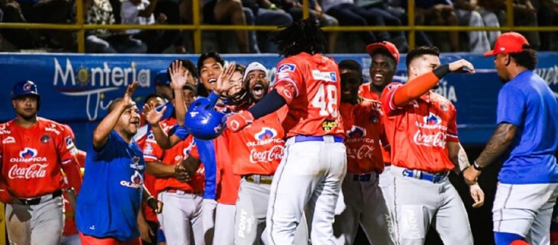 Caimanes despertó 2025