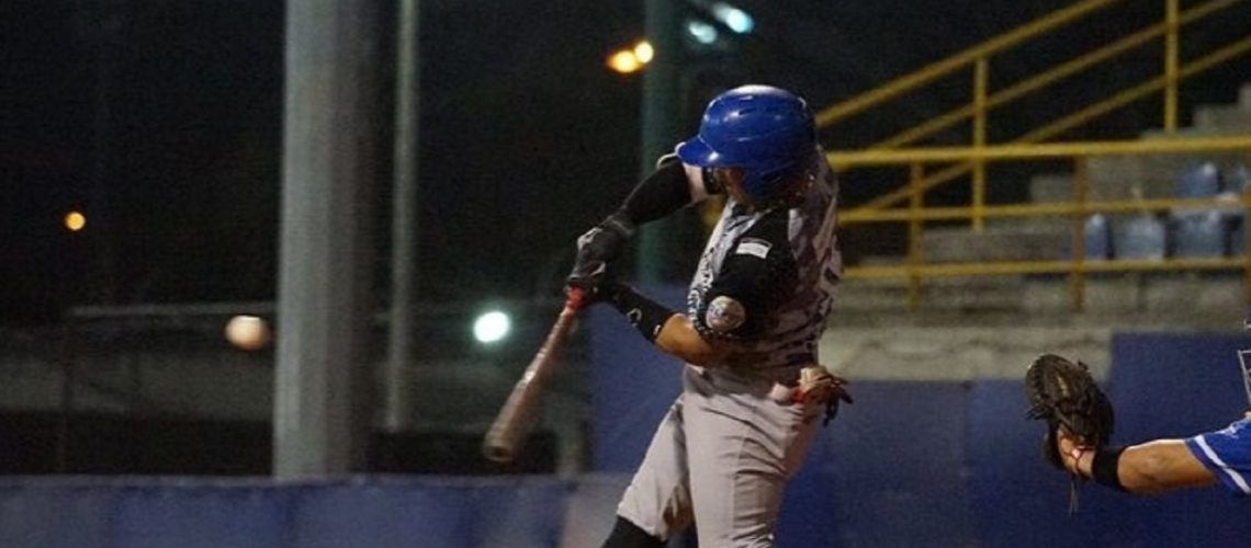 Caimanes vaqueros semis