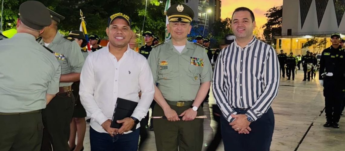 Concejal Alexis Castillo y comandante de la Policía Metropolitana de Barranquilla, general Miguel Camelo