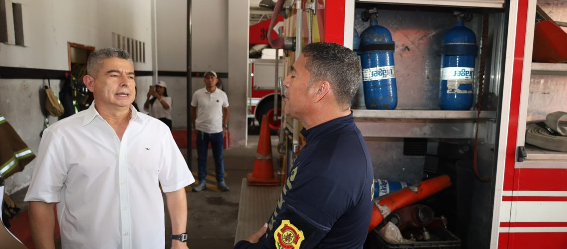 Concejal Vergara propone incluir partidas presupuestales para mantenimiento de las instalaciones del Cuerpo de Bomberos en el 2027 (1)