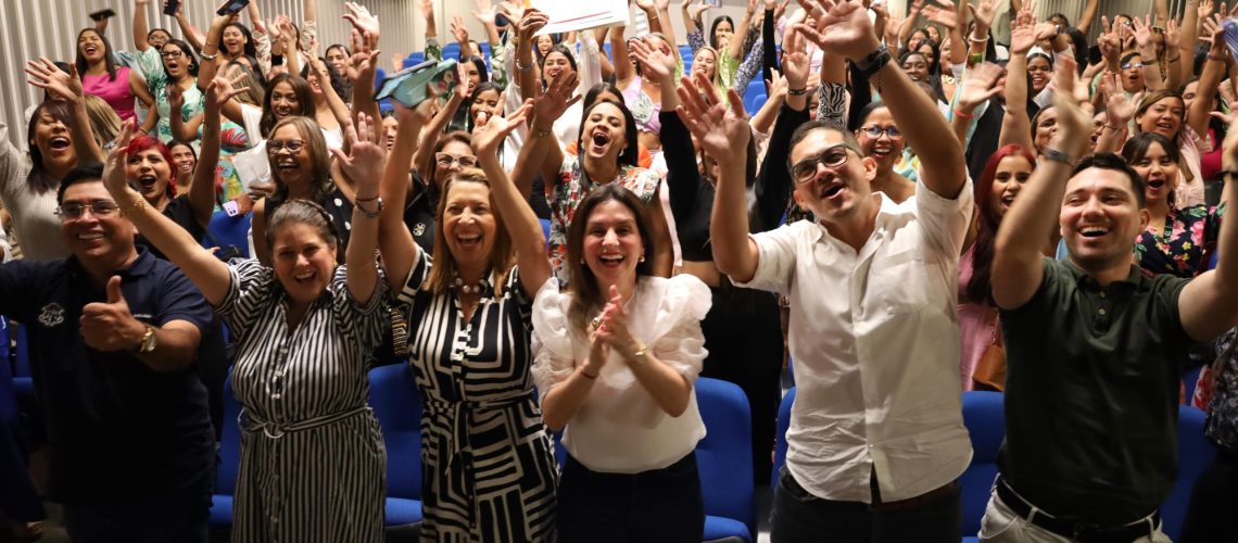 De la mano con la primera graduadas Alcaldía de Barranquilla 1