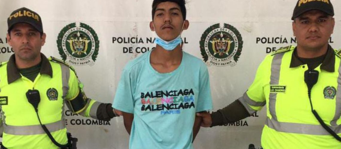 E5F8554A-5E94-416F-A069-BCA2A1577021