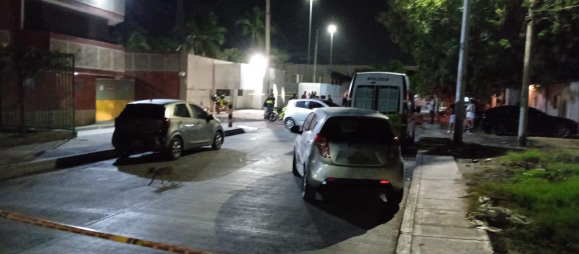 E916F562-CAB6-4384-9AAC-A5228B3DA979