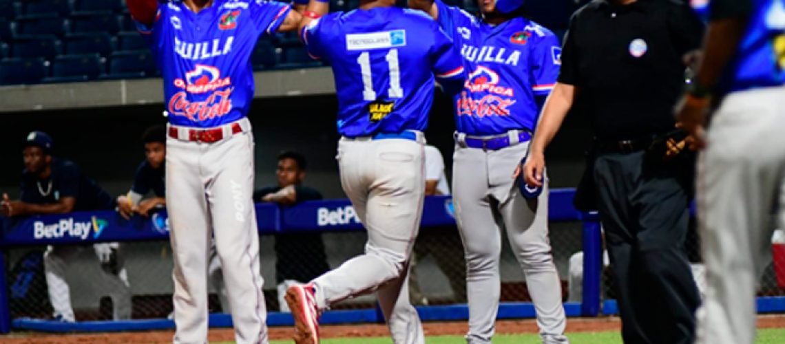 En-Barranquilla-en-extra-innings-Caimanes-Olimpica-arrebato-juego-a-Leones-9x8-1