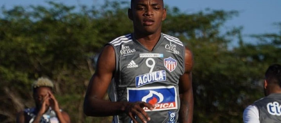 Entre de Junior