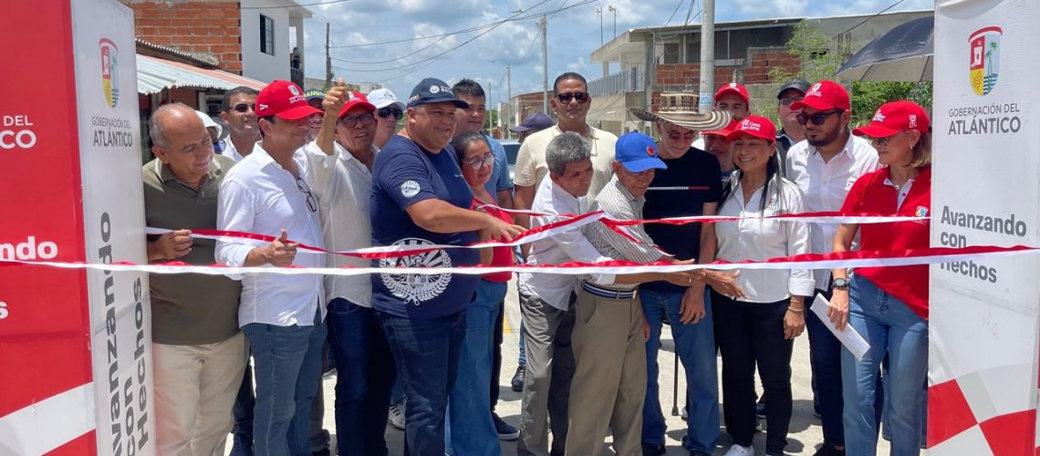 Entrega Circunvalar Sur en Baranoa