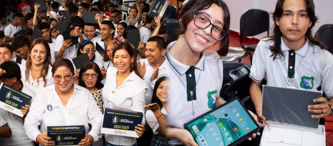 Entrega tablets Alcaldía de Soledad