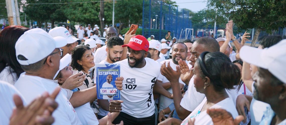 Estefanel con la people destacada