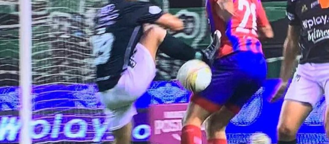 Expulsión 25 de Teo