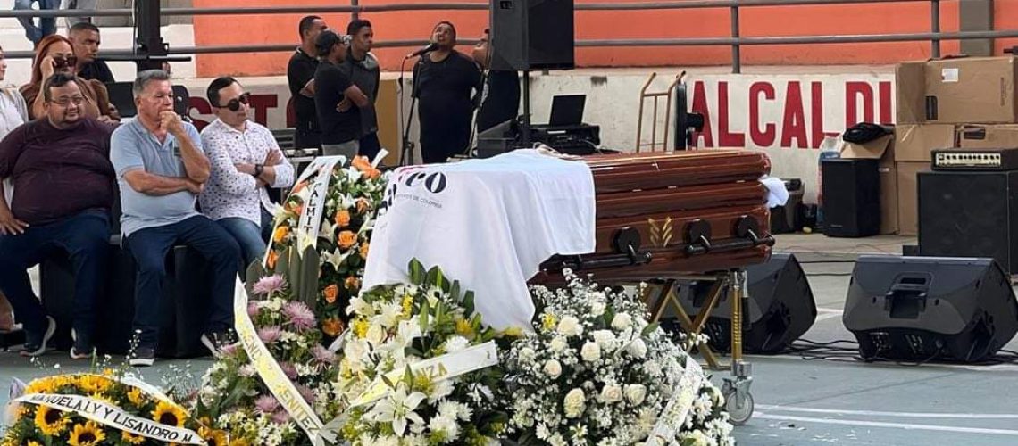 Féretro Lisandro Meza, Los Palmitos