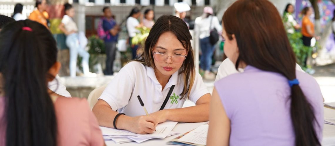 Feria empoleo SENA (3)