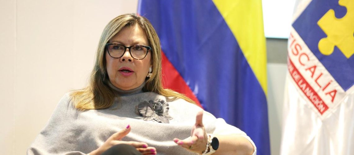 Fiscal Luz Adriana Camargo